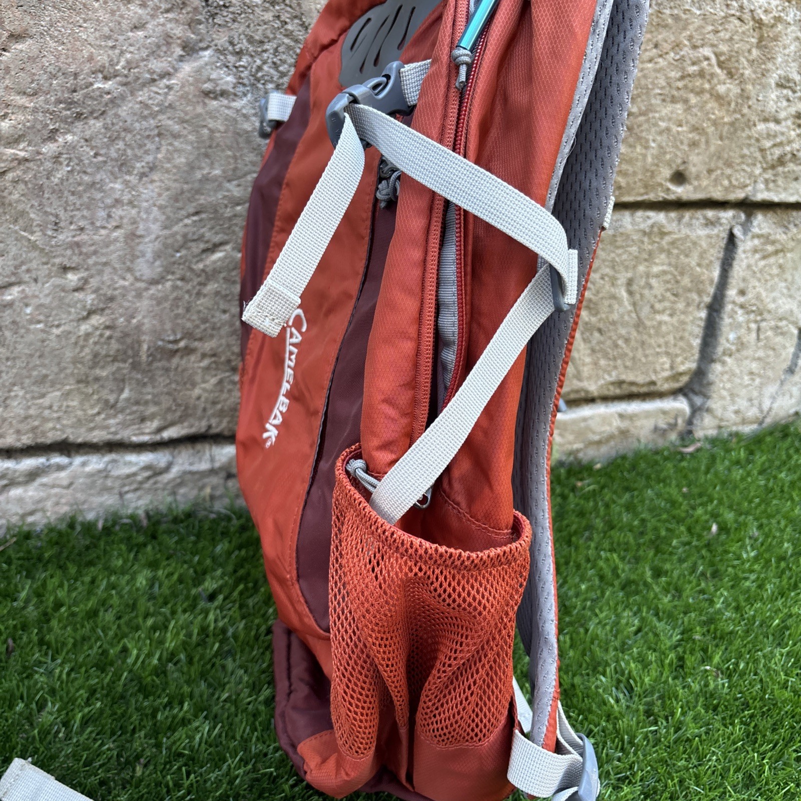 Camelback Cloud Walker Hydration Black Backpack w/Reservoir Bladder Hiking