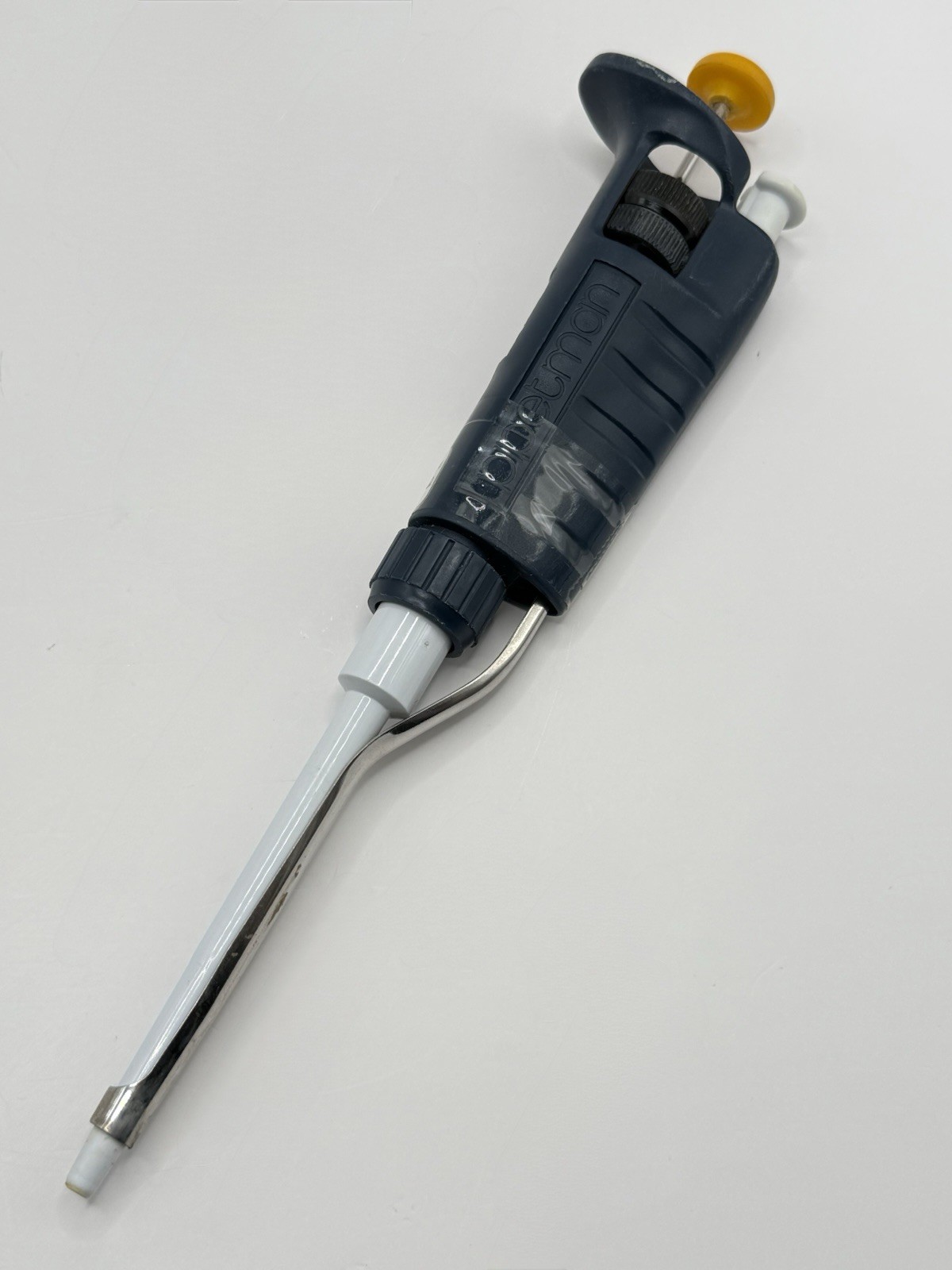 Gilson Pipetman Classic 10/100 Adjustable Single-Channel Pipette Pipet
