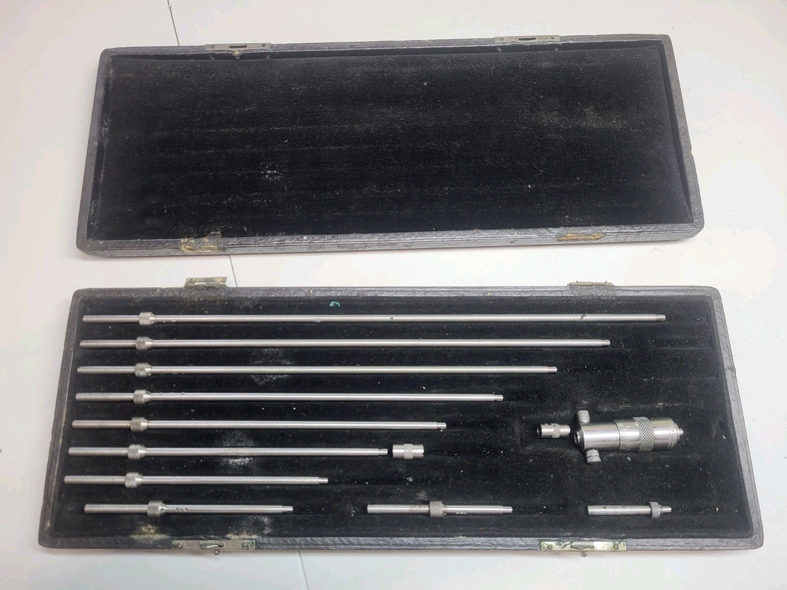 Vintage L. S. Starrett Inside Micrometer Set w/(10) Rods (2" - 10") & Case USA.