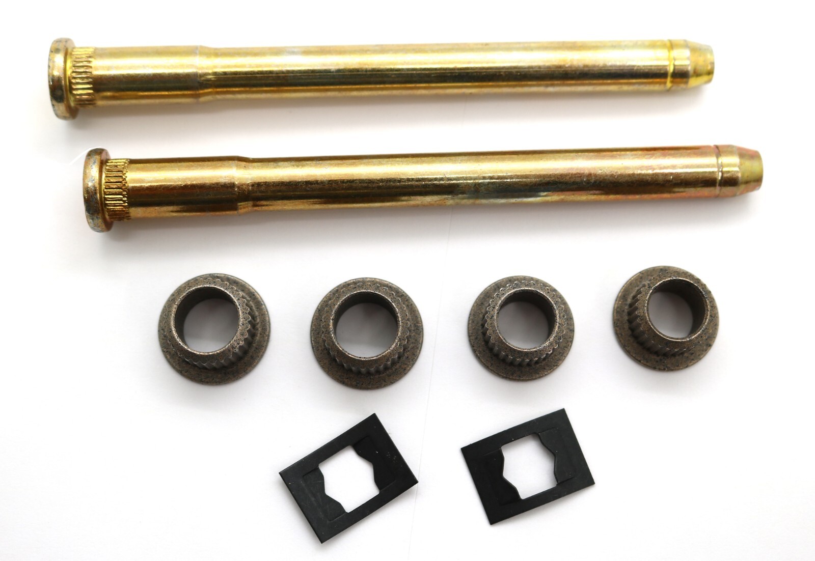 MADE IN USA Door Hinge Pin & Bushing Repair Kit / FOR 97-05 S10 BLAZER JIMMY ETC