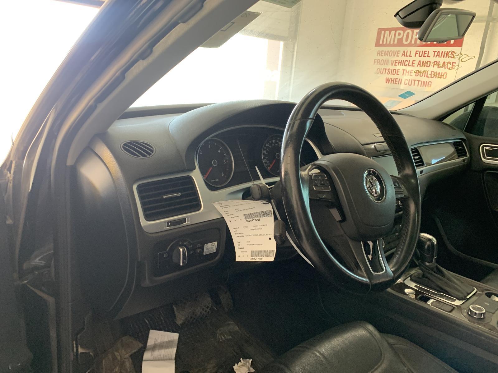 Used Floor Jack fits: 2013 Volkswagen Touareg Grade A