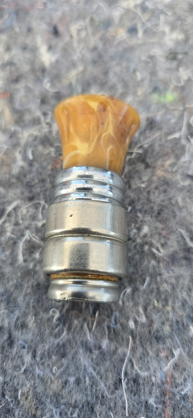 VINTAGE AMBER MARBELIZED CIGARETTE LIGHTER