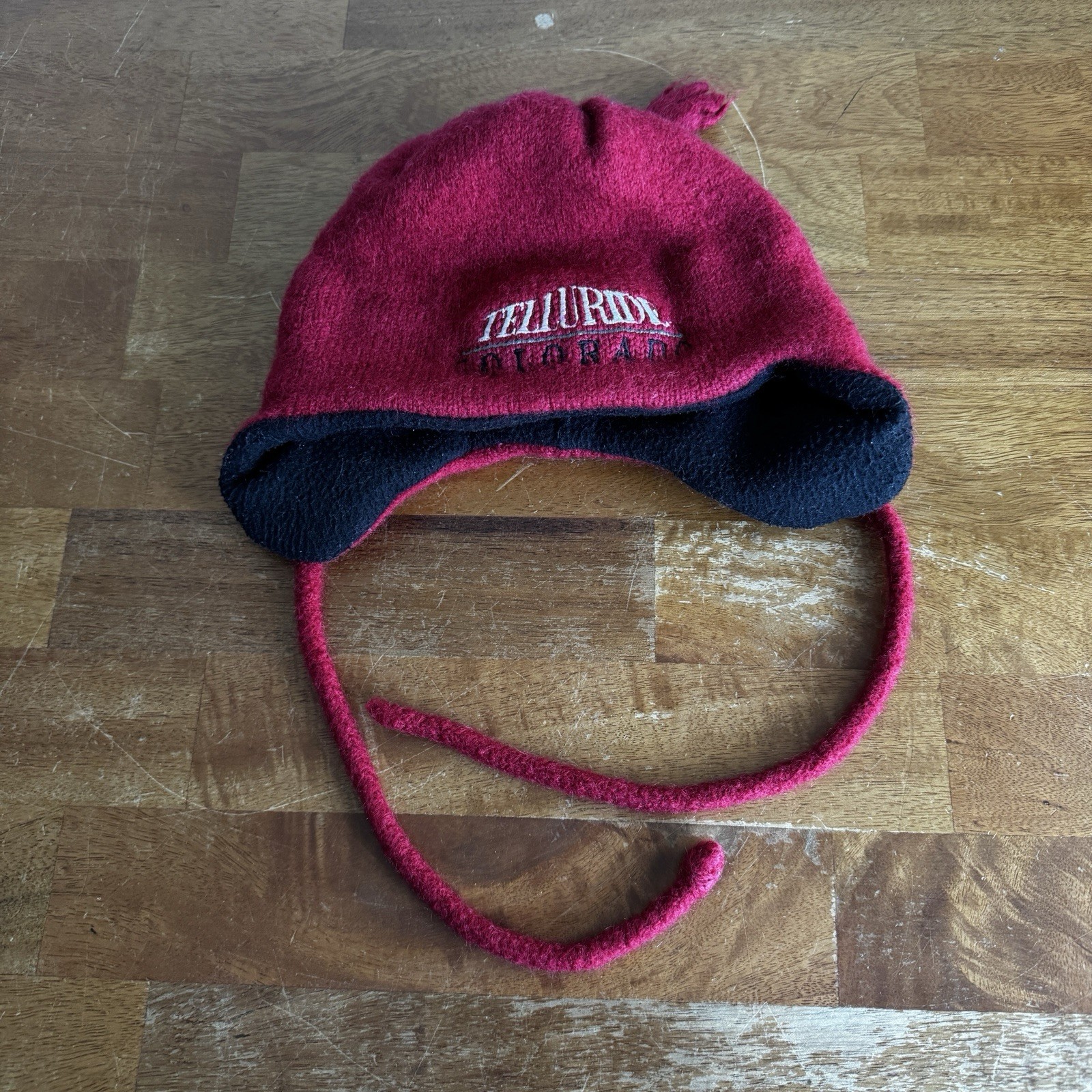 merkley beanie 100% Virgin Wool Youth Winter Hat Cap Red Black