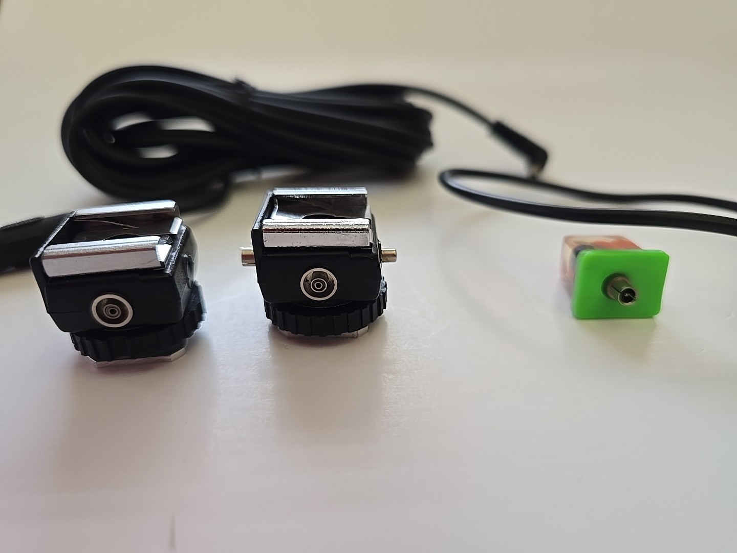Optical Slave And Multi Connection Hotshoe (2) For Flash And Sync Cable - Mint