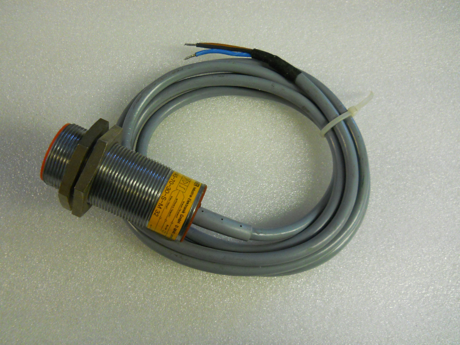 RECHNER KAS-70-30-S-M-32 PROXIMITY SENSOR 10-30 VDC NEW CONDITION NO BOX