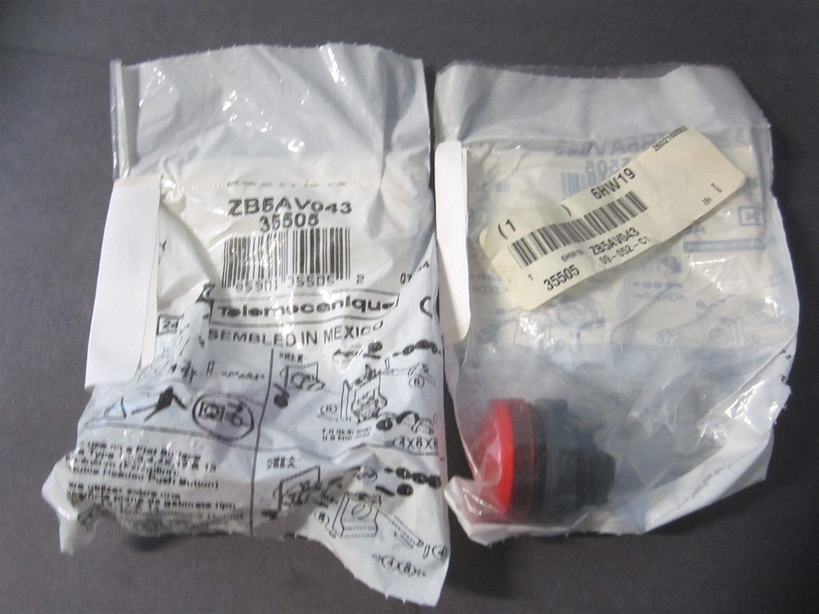 Schneider Electric (ZB5AV043) Red 22mm LED Pilot Light Head - Lot of 2