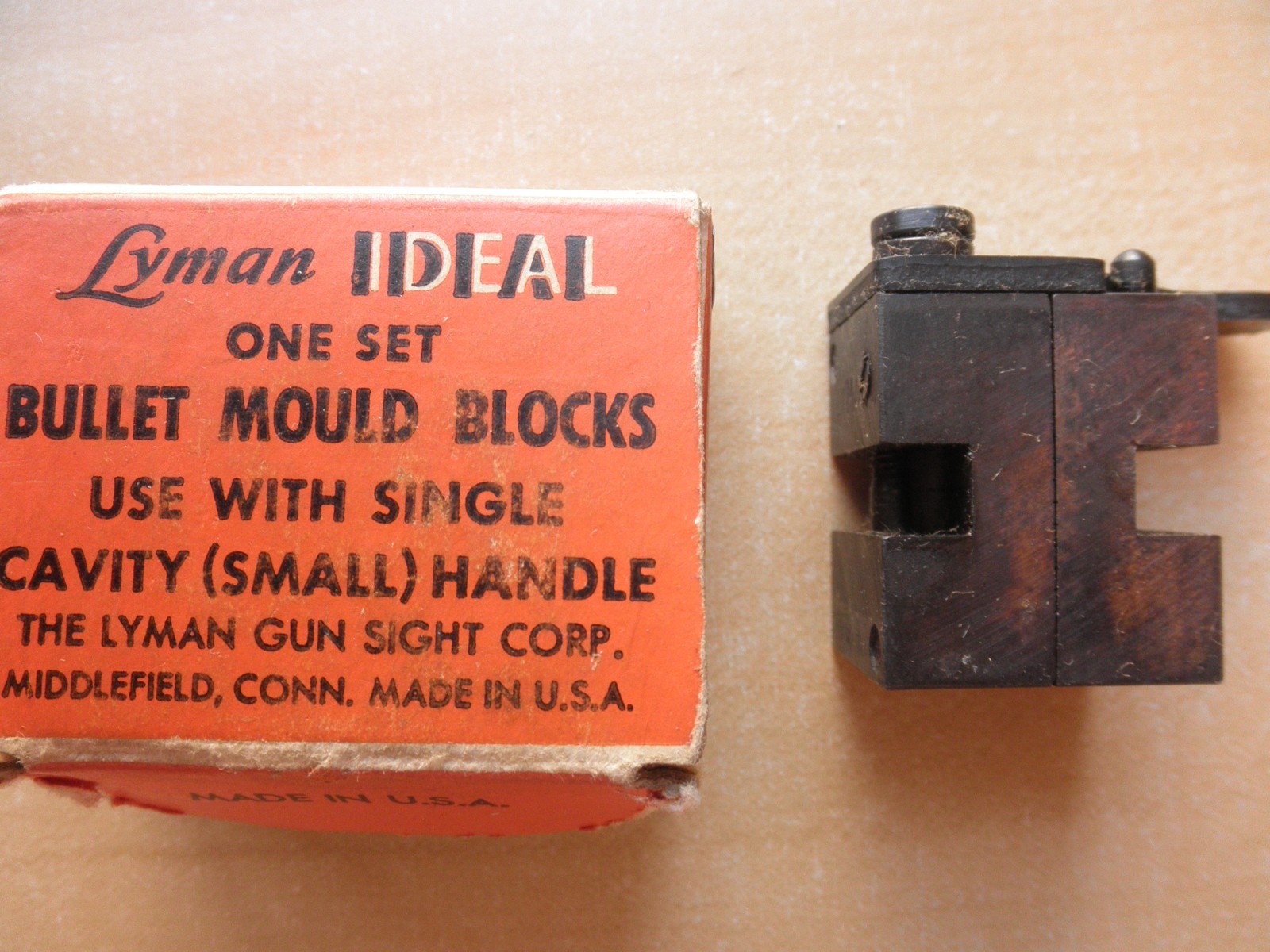 LYMAN IDEAL 452400 BULLET MOULD 240 Gr. RN