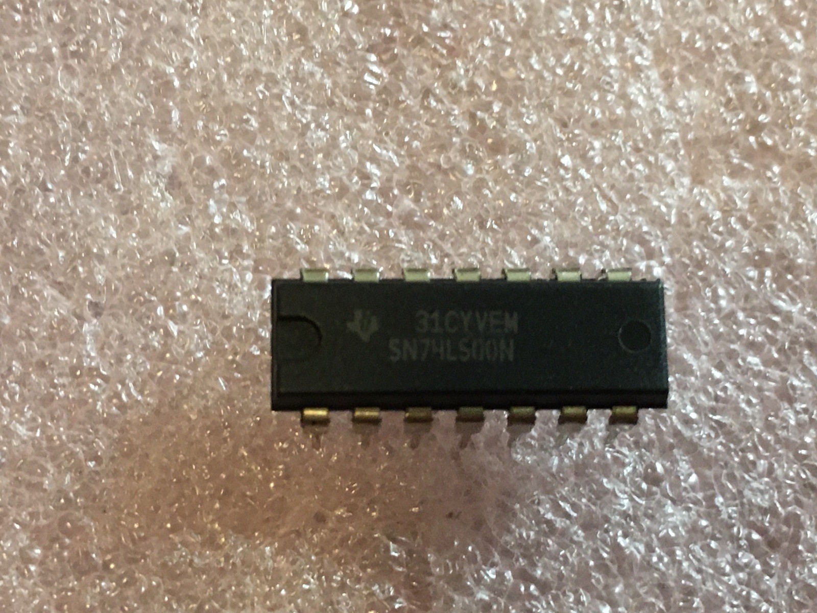 SN74LS00N IC QUAD 2-INPUT NAND GATE DIP 14-PIN TEXAS INSTRUMENTS (LOT OF 5)