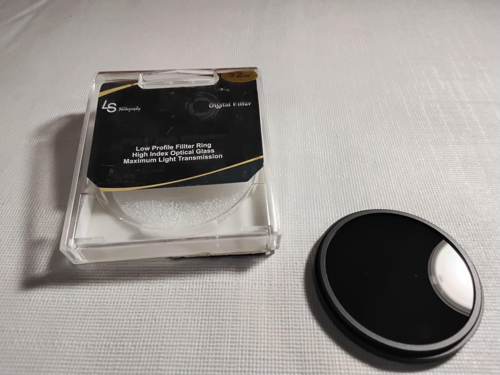 LS 52mm Neutral Density ND8 Filter with case