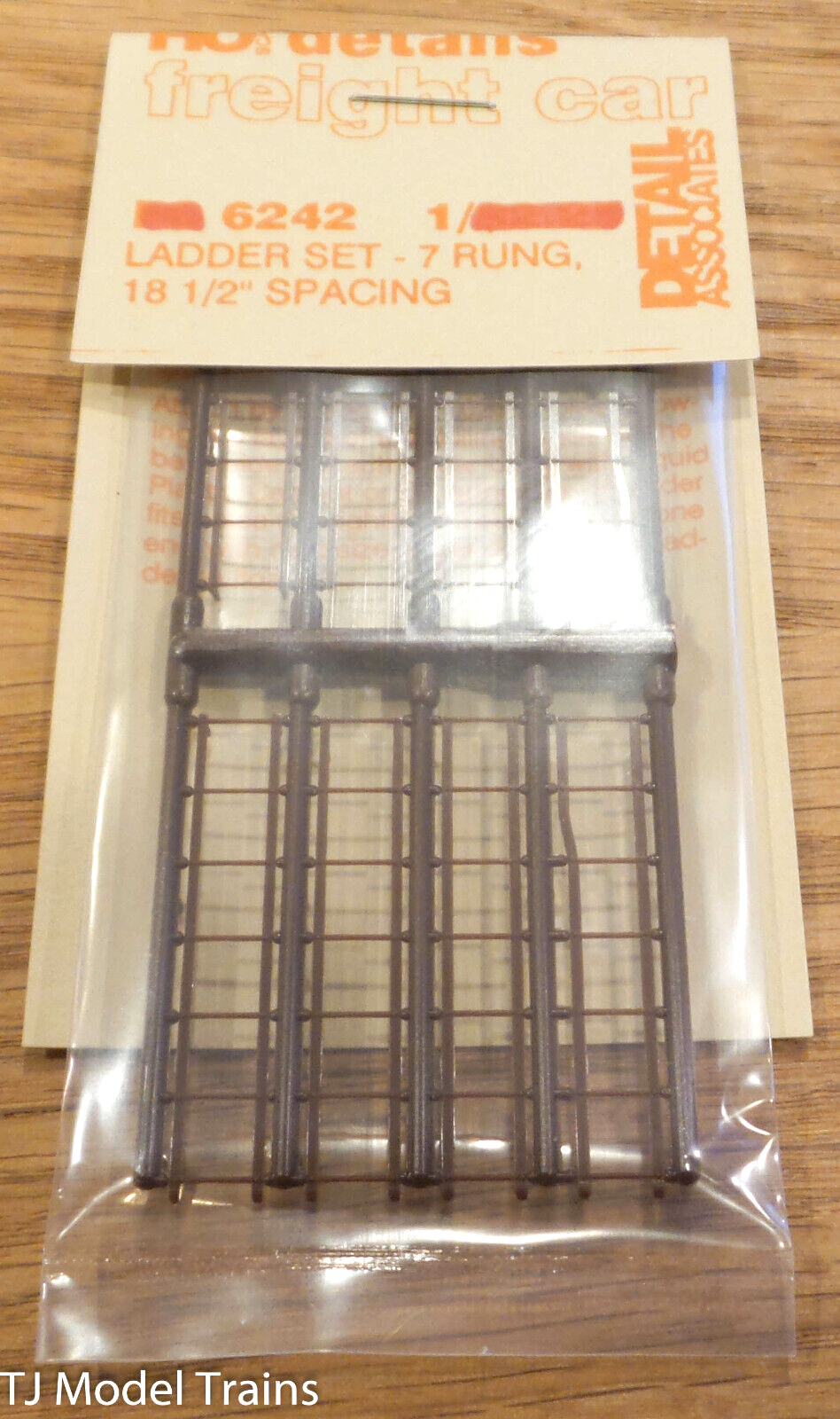 Detail Associates HO #6242 Ladder Sets -- 7-Rung, 18.1/2" Spacing (Parts 8)