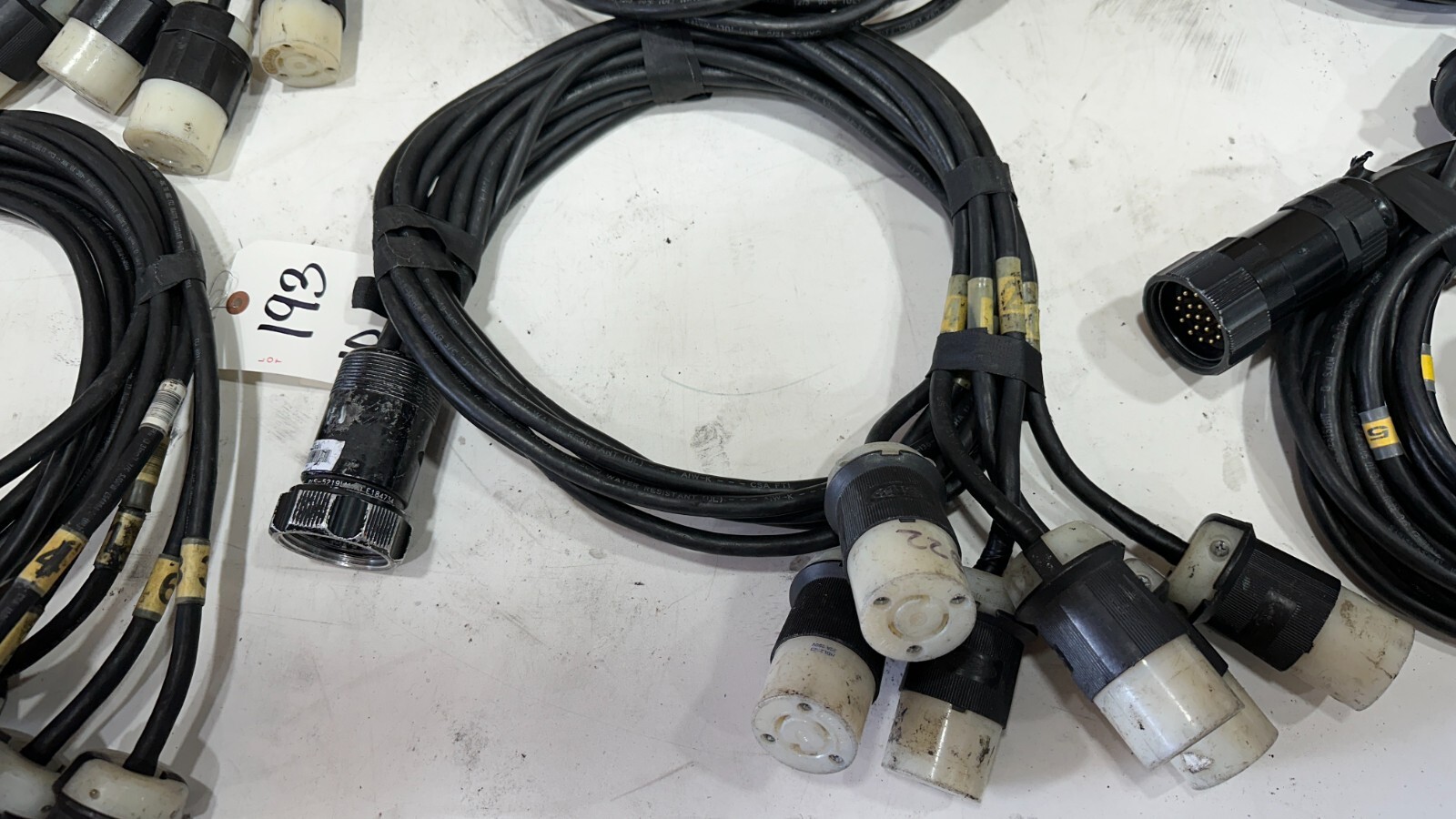 4ft  SOCA19M to  L6-20F X6 Brake out  Cables (Even) #193 (One) (Trueheartsound)