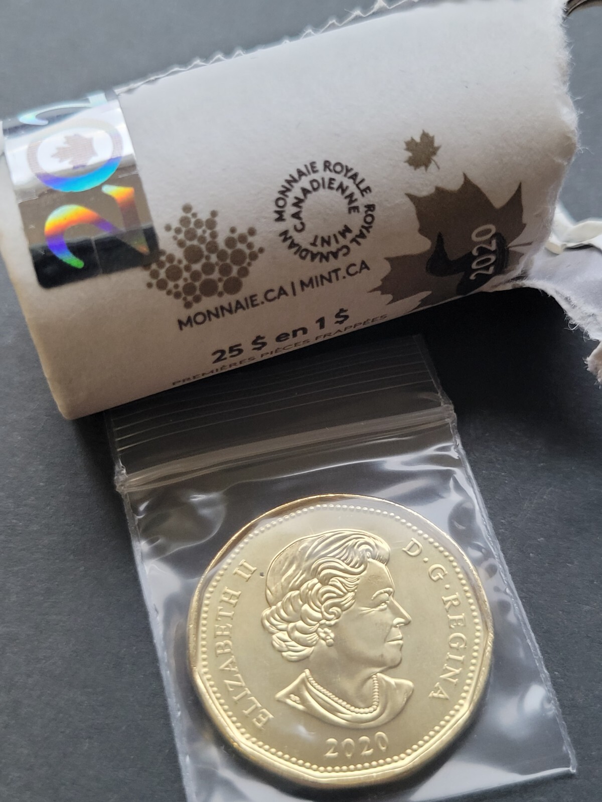 *** CANADA  LOONIE  2020 *** MINT  FIRST  STRIKES  SPECIAL  WRAP  ROLL ***