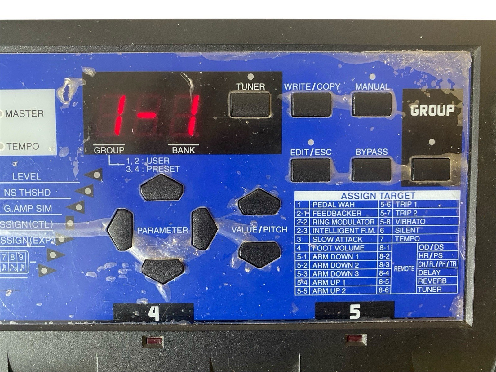 BOSS ME-8 Guitar Multiple Effects Distortion Chorus Effects Unit w/ AC Adapter