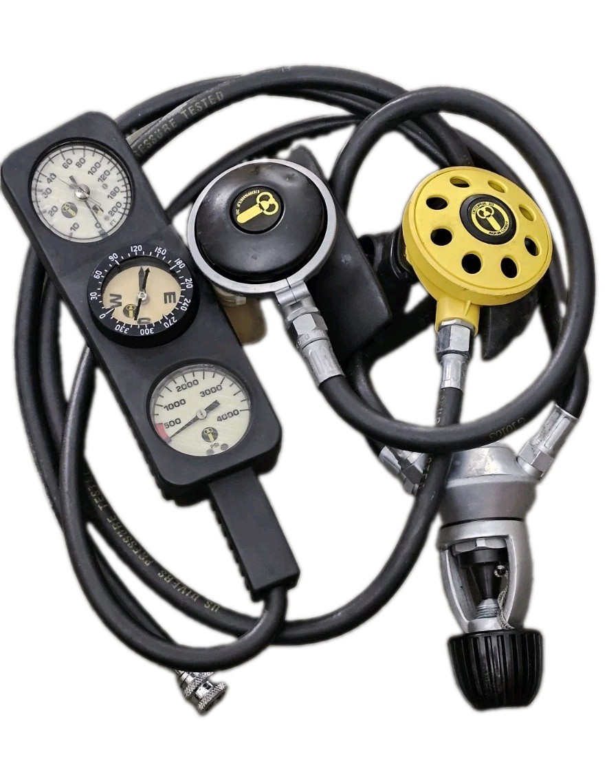 U.S. Divers Auqa Lung Octopus 20 Conshelf 30 Regulators Gauges Diving Set Bag