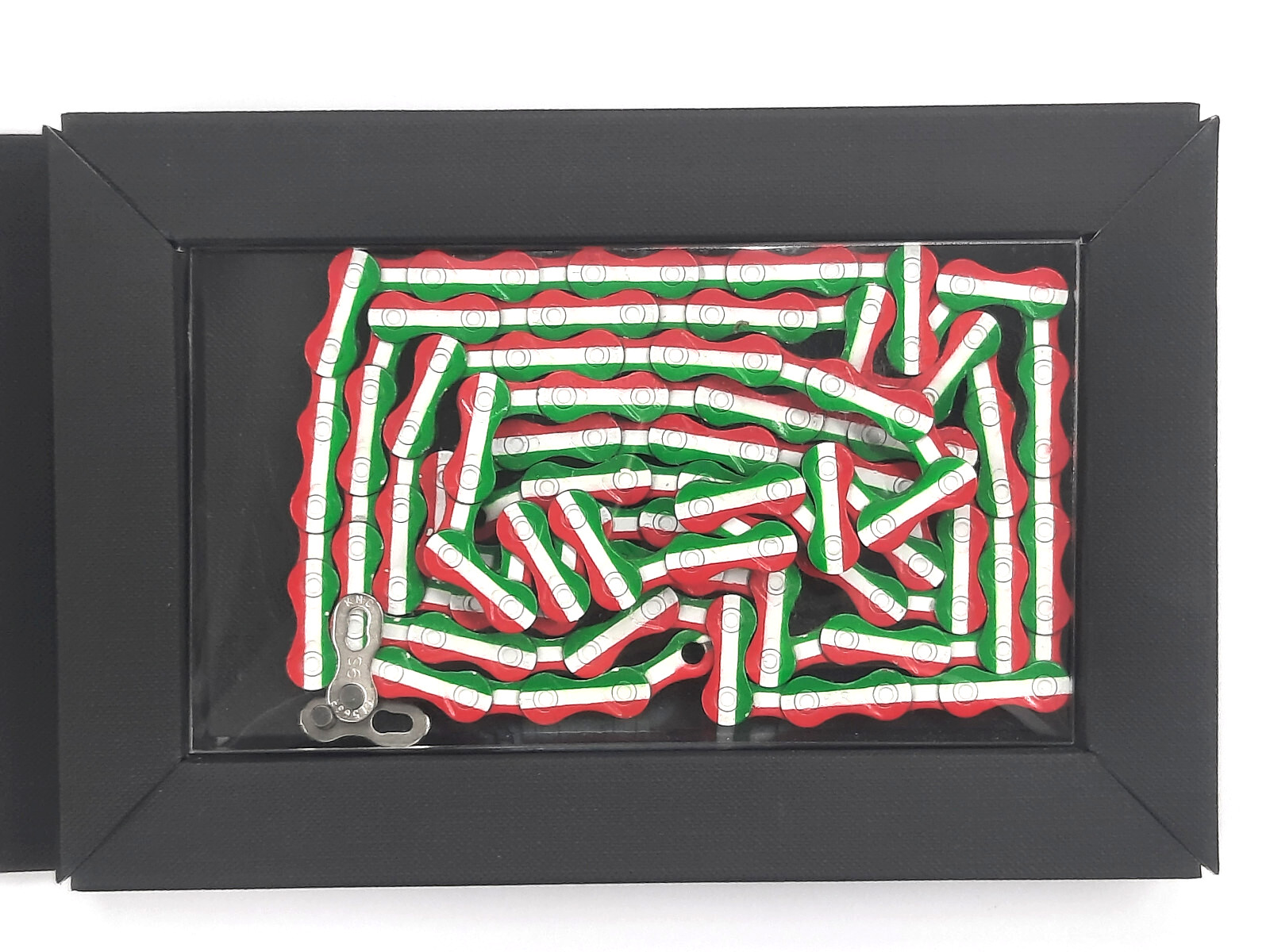 KMC X9 Chain 9 Speed 1/2" x 11/128" Patriot Series RARE Red White Green NEW