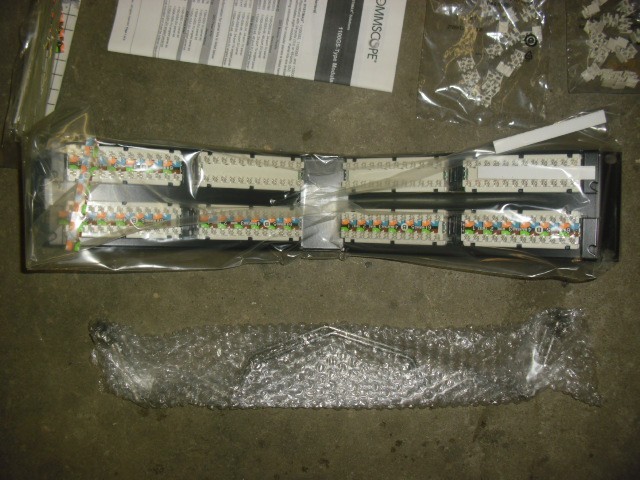 New CommScope 48-Port Modular patch Angled Panel 1100A GS3-48 760066571