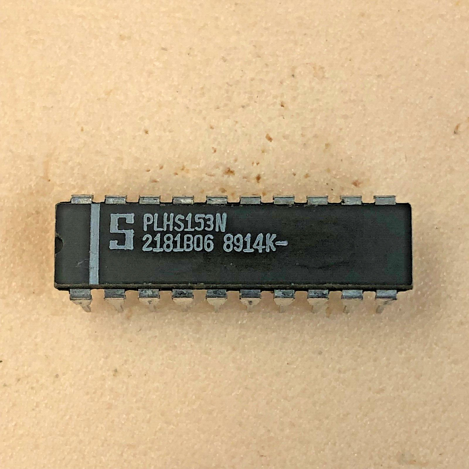 PLHS153N Signetics Integrated Circuit