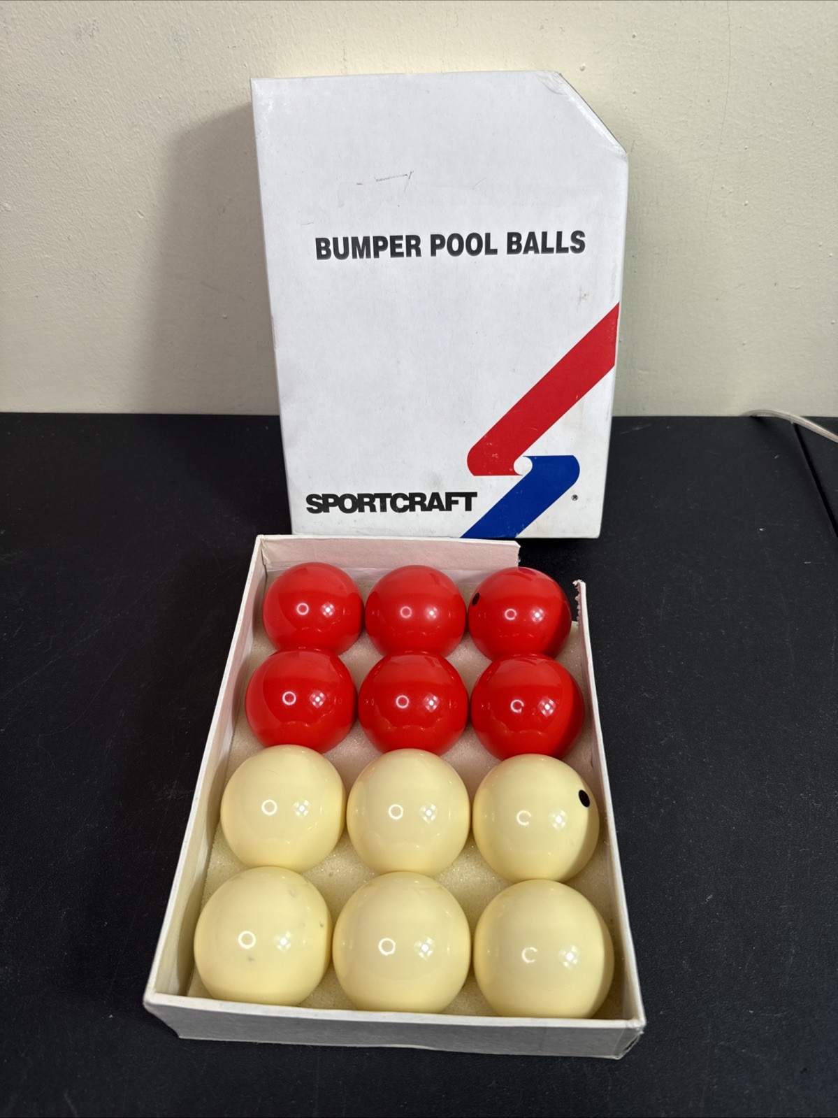 Vintage Set of 12 Sportcraft Bumper Pool Balls W Box REGULATION SIZE Red White