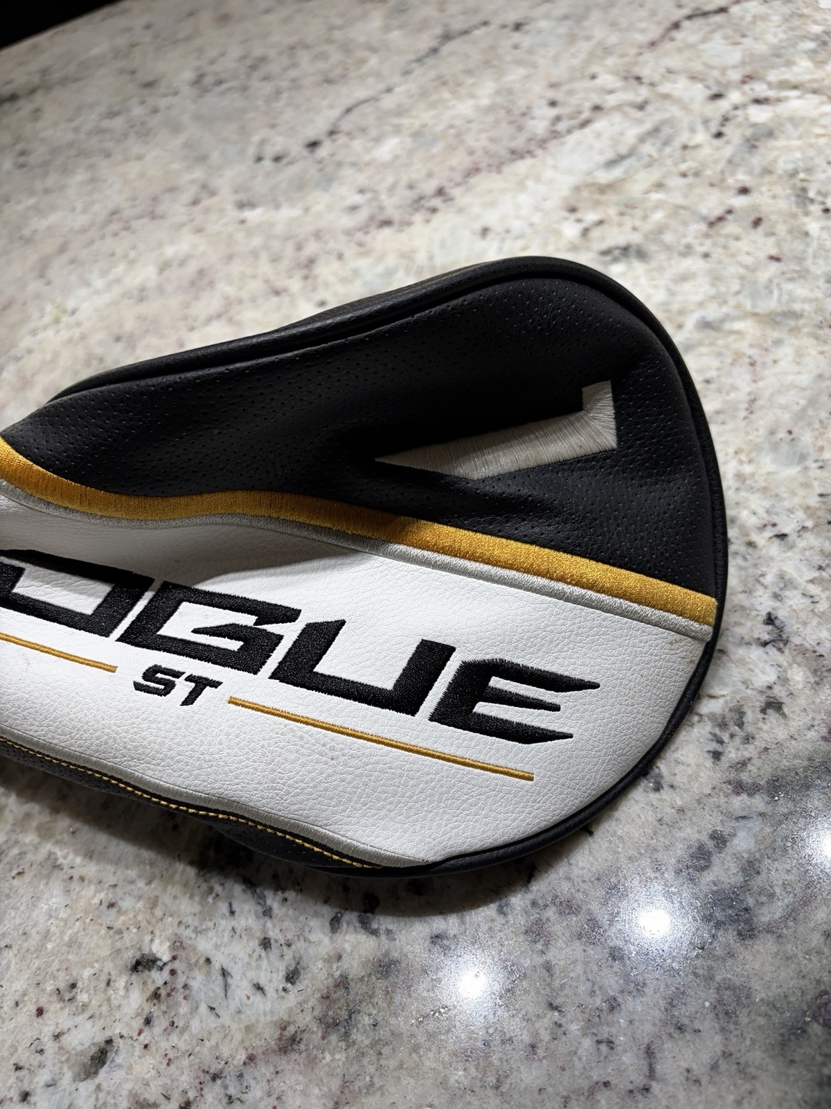 Callaway Rogue ST Driver Headcover