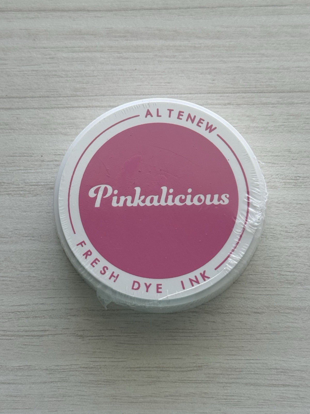 Altenew Fresh Dye Ink - Pinkalicious - Full Size Round Ink Pad