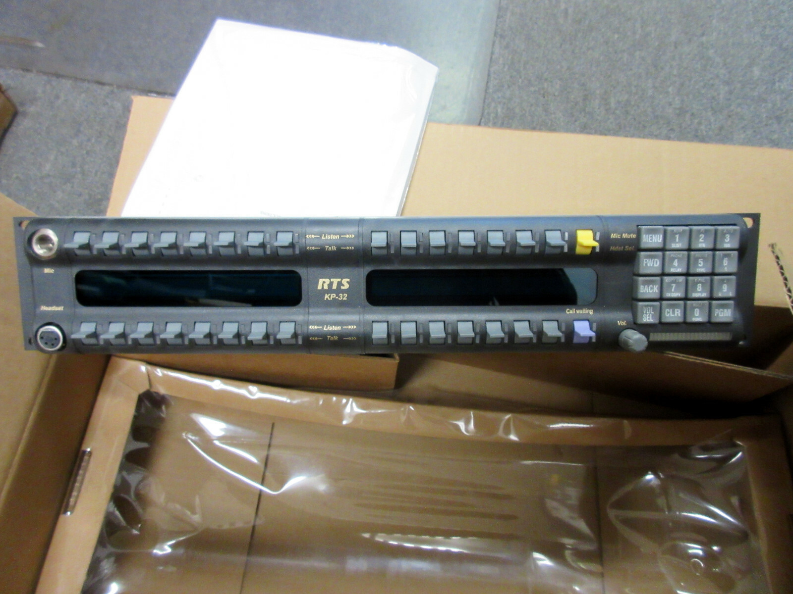 RTS Telex KP-32 Intercom Station Panel KP32BLK-4F-RC-NC - NIB with Warranty