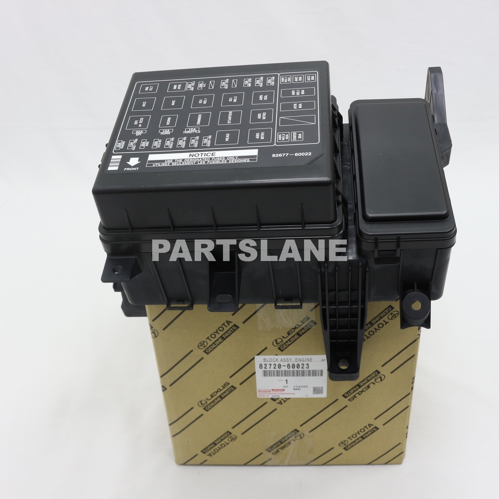 Lexus LX470 Toyota Land Cruiser OEM Engine Room Junction Block 82720-60023