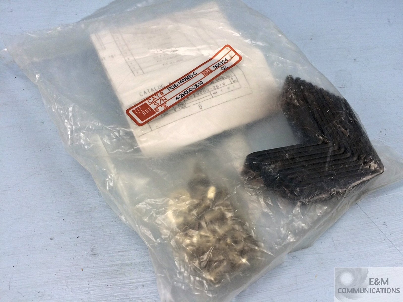 NEW FGS-HWMB-C ADC TE COMMSCOPE FIBERGUIDE 2X2 VERTICAL MOUNT KIT FOR KTW1 MSHA