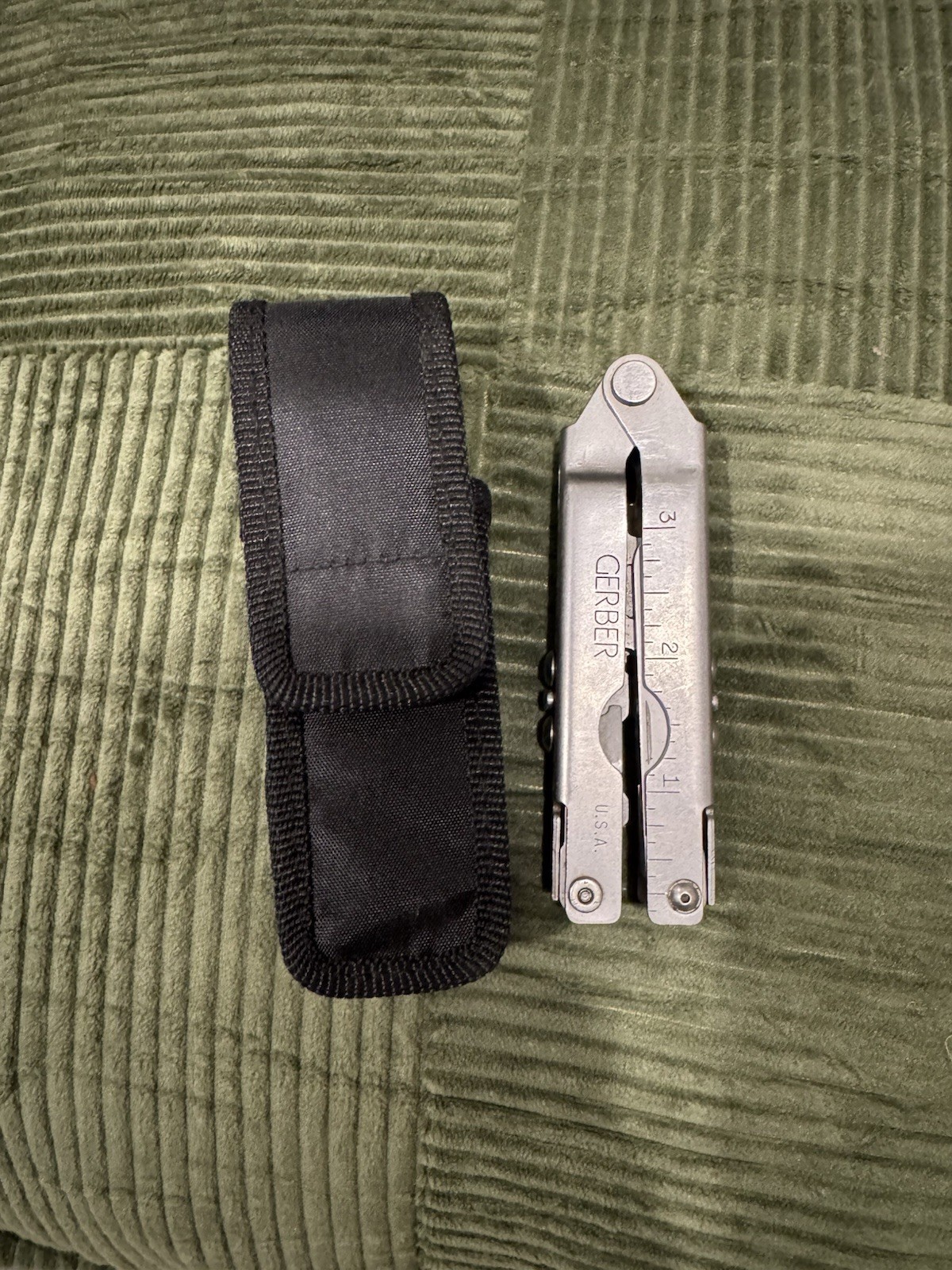 Gerber Stainless Steel Multi-Tool Plier Ruler Silver with Sheath