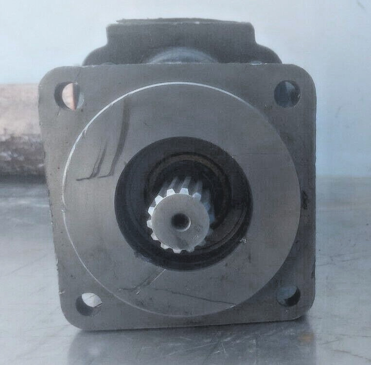 CNH Industrial 48062715 Hydraulic Pump