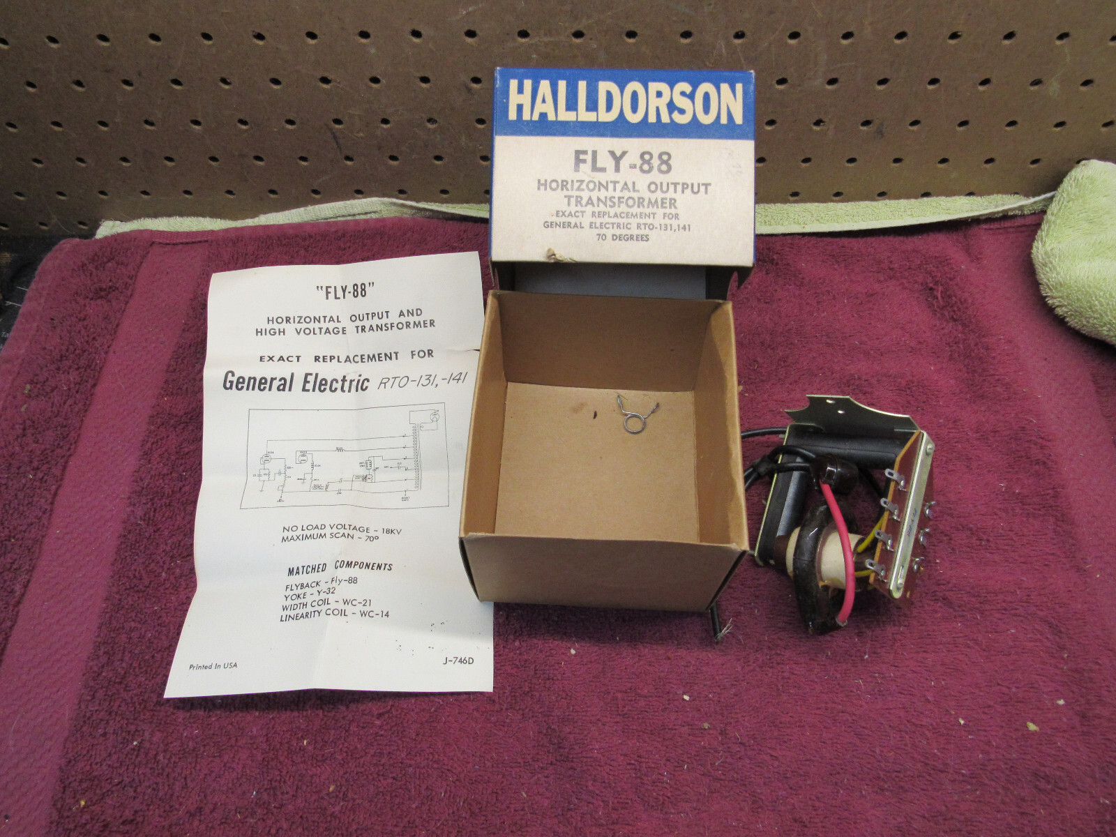 Vintage HALLDORSON FLY-88 Horizonal Output Transformer GE RTO-131 141 Flyback