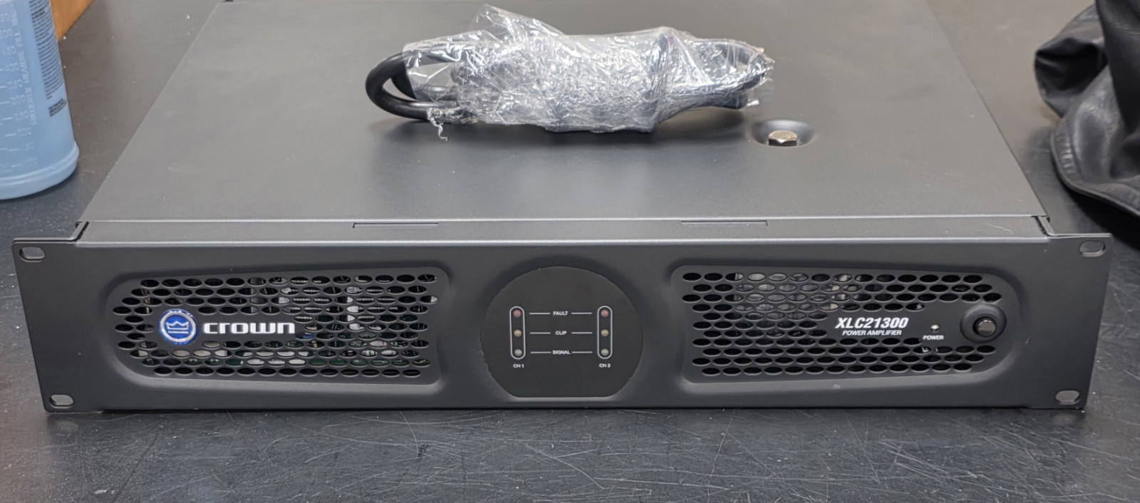 Crown XLC21300 2-Channel 1,300 Watt Power Amplifier For Pro/Cinema XLC 21300