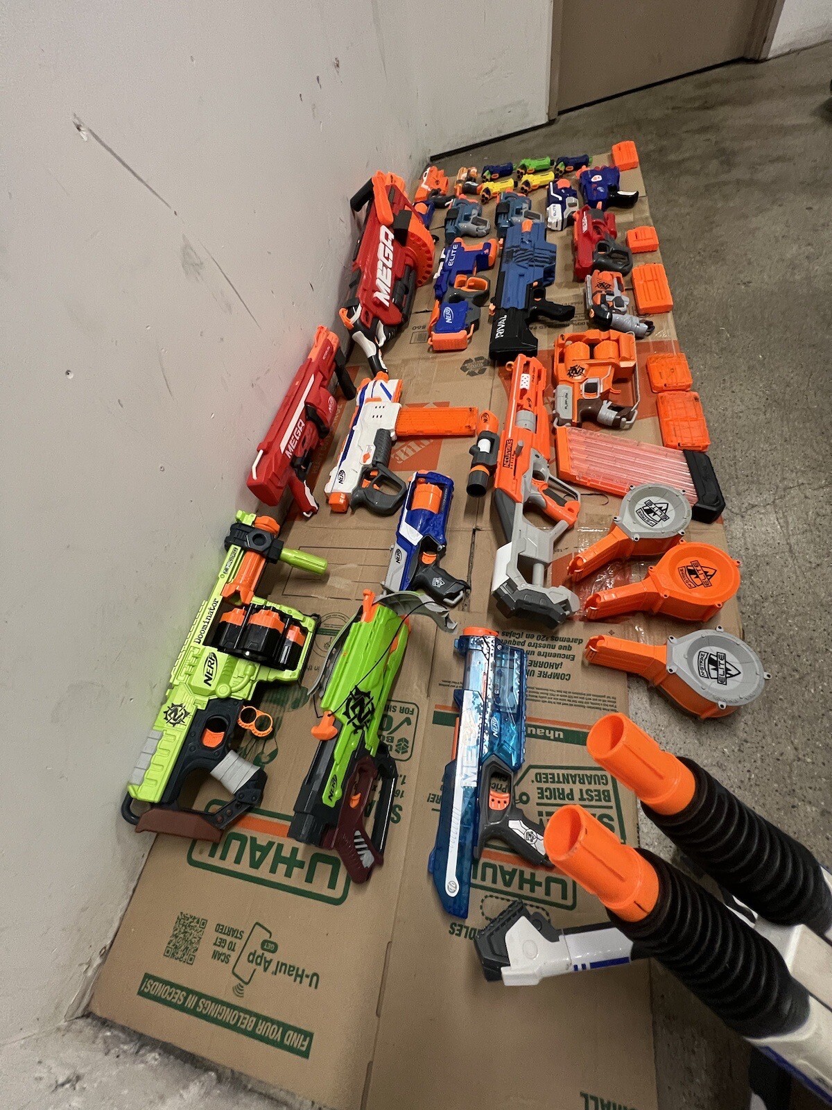 Huge Lot of Nerf Guns