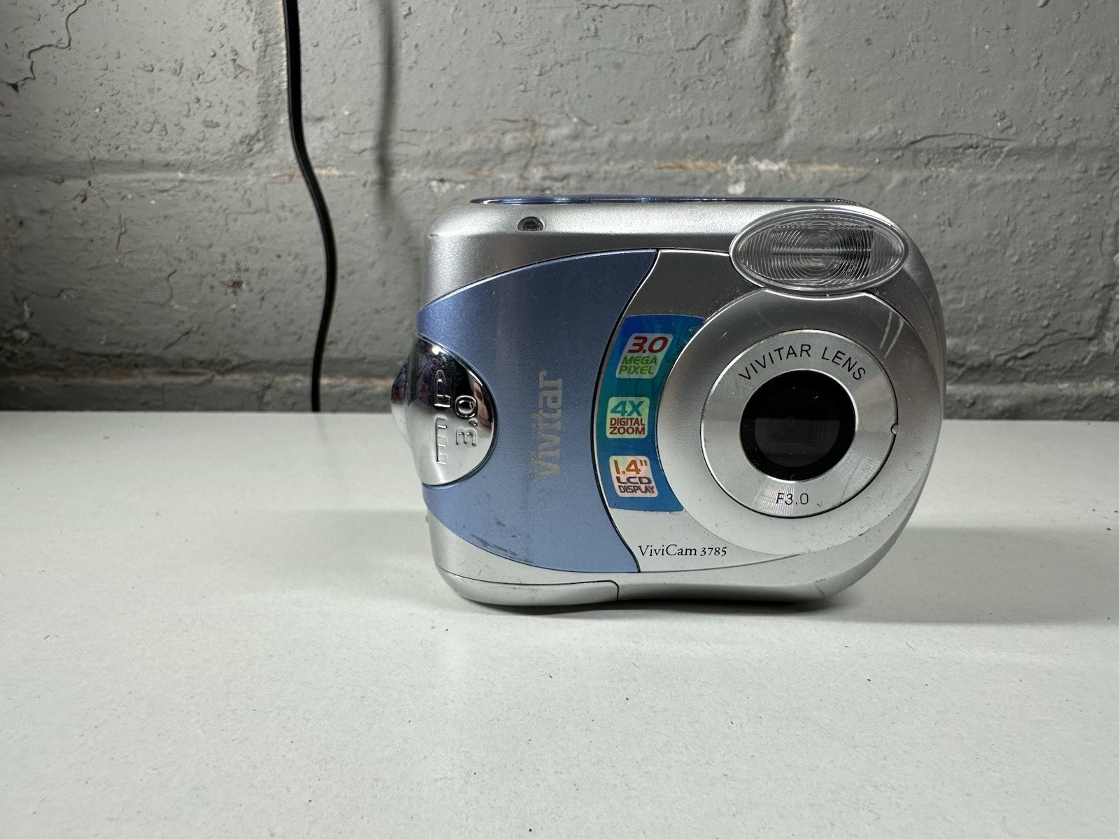 Vivitar Digital Camera Vivicam 3785 3.0MP Blue Silver Tested