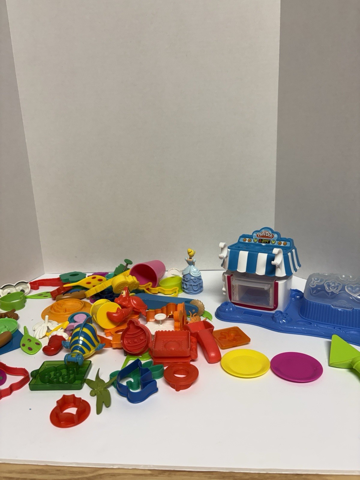 Play-doh Sweet Shoppe Double Desserts Playset and other molds , 3F