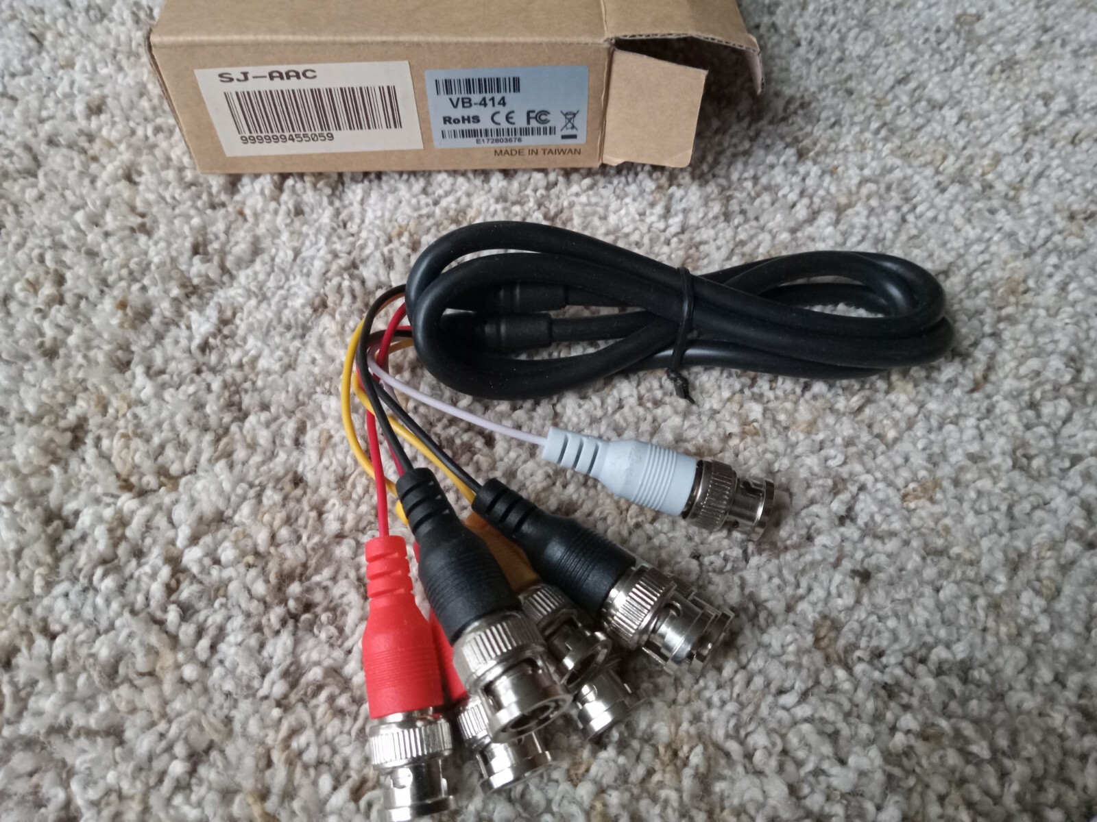 4 BNC Male to 4 BNC Male Cable - 60cm (2 ft) VB-414