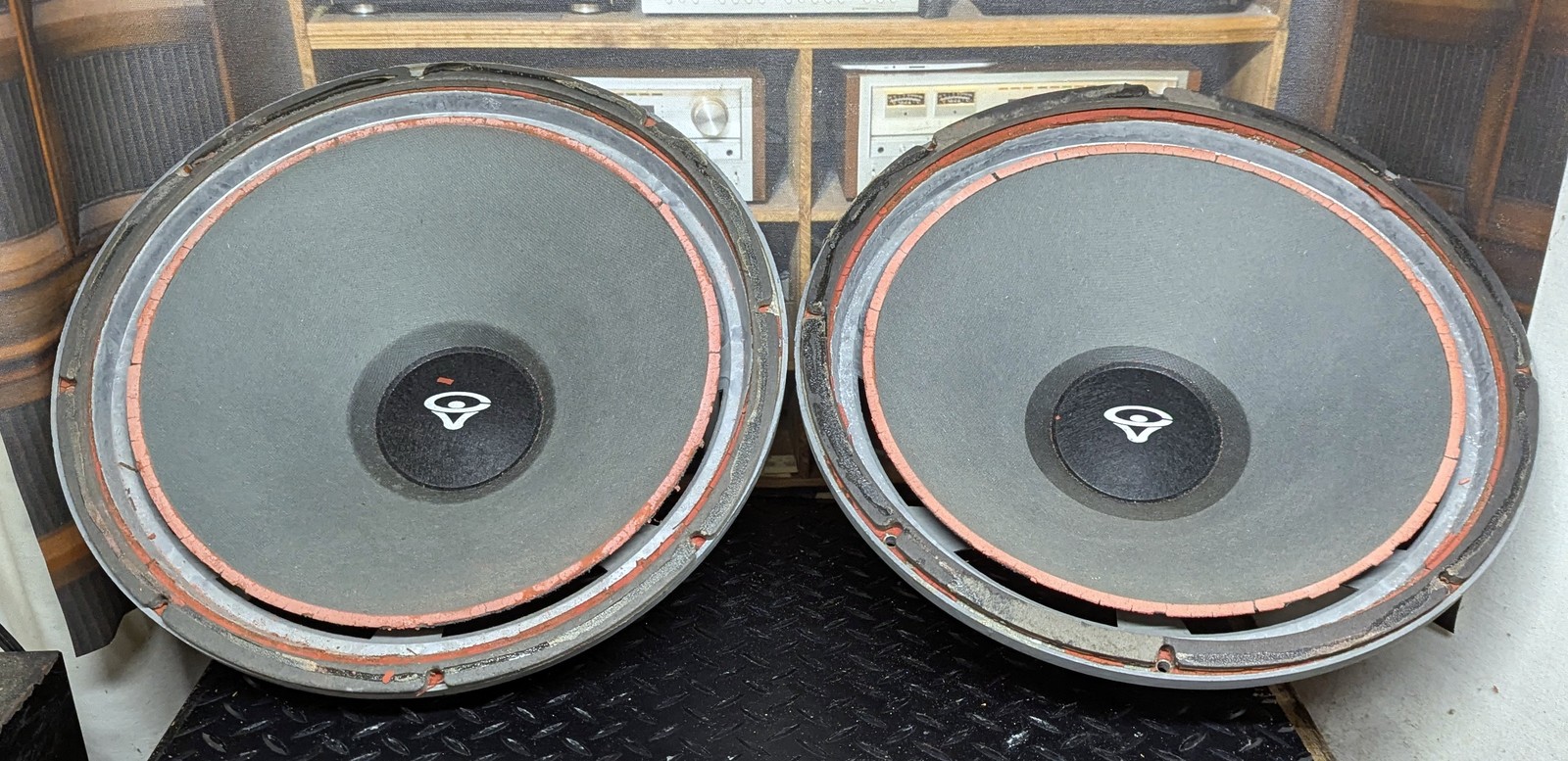 2 OEM woofers from Cerwin Vega HED U-15 speakers - 152W.
