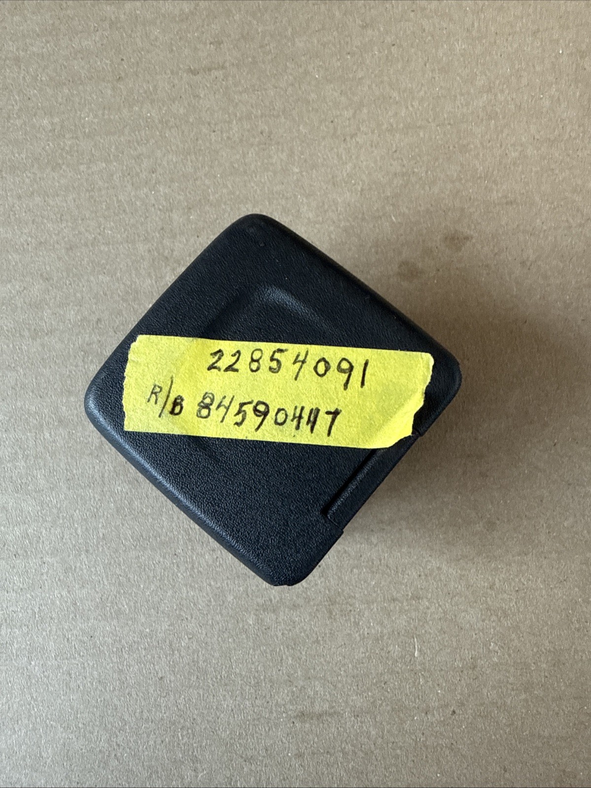 22854091 New OEM GM Receptacle