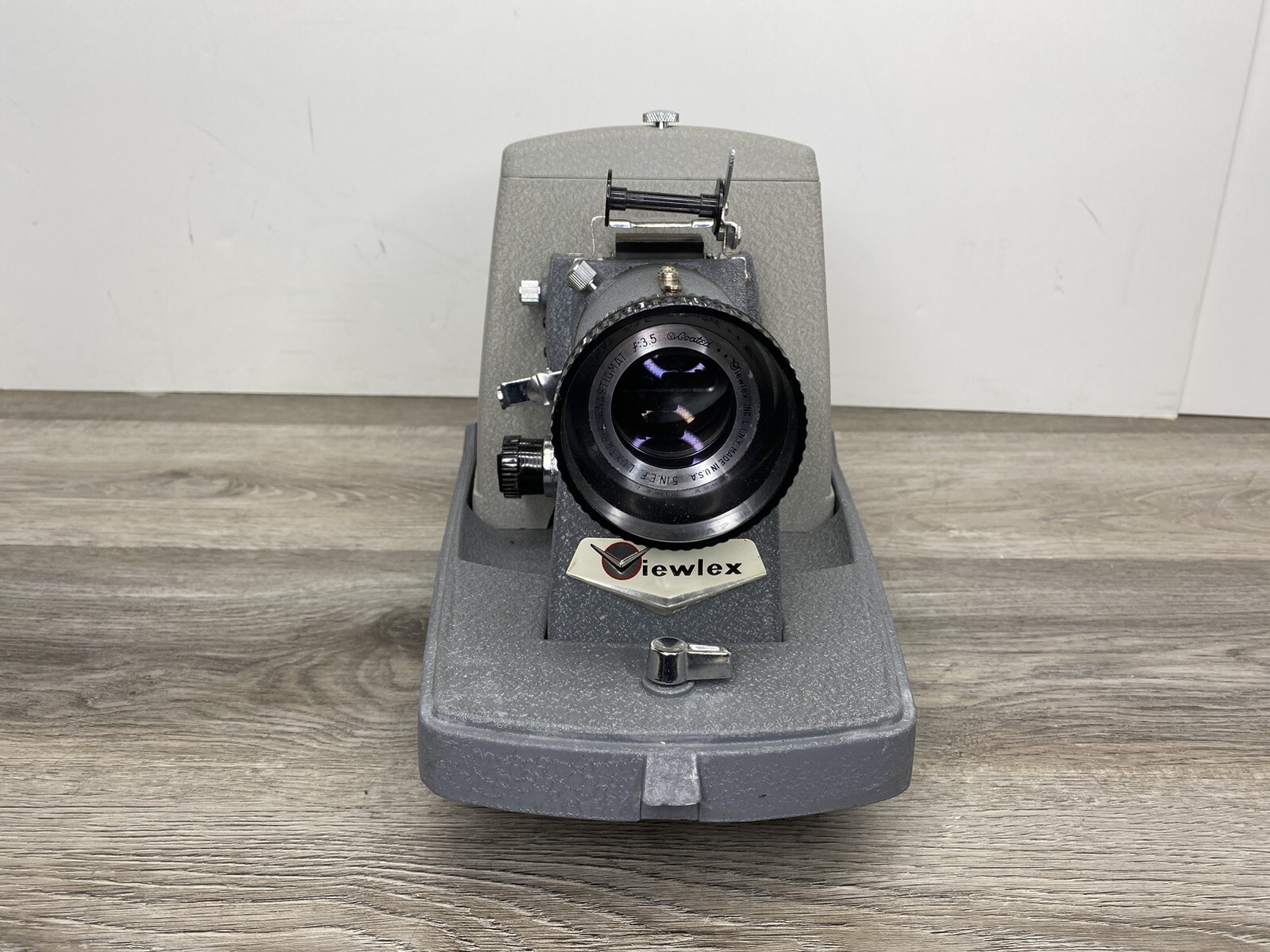 Vintage VIEWLEX V-500-P SLIDE PROJECTOR  35mm PORTABLE  with Case *Parts/Repair*