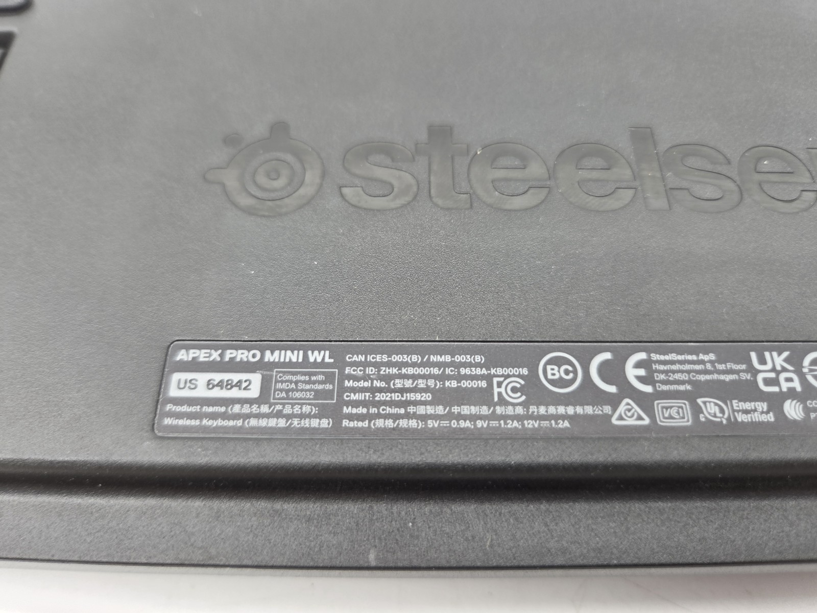 SteelSeries Apex Pro Mini Wireless Keyboard - 60% Design - Black