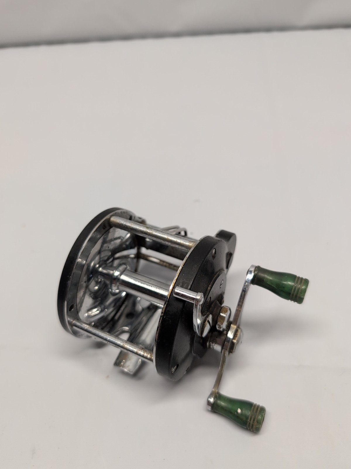 Vintage Imperial Fishing Reel Ocean City Mfg. Co Philadelphia