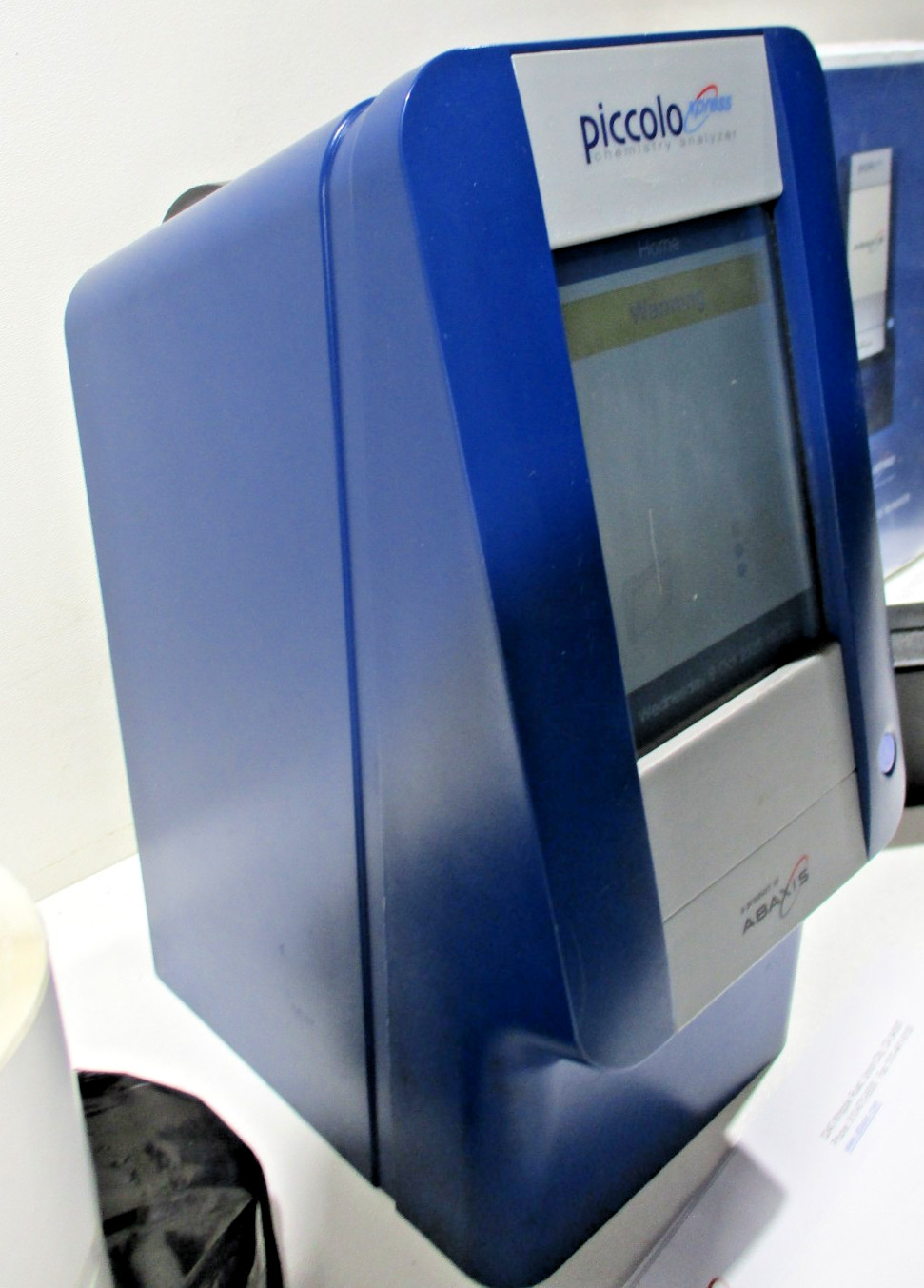 Abaxis Piccolo Xpress Chemistry Blood Analyzer Working w/Accessories