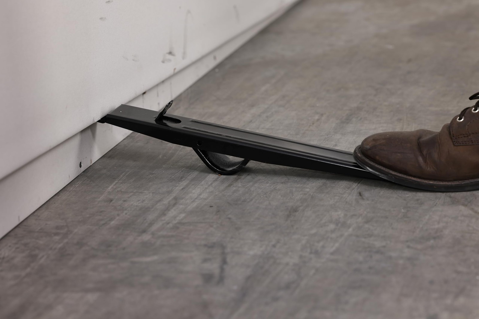 ToolPro TP02065 Drywall Panel Lifter - Heavy Duty Lift Positioning Tool