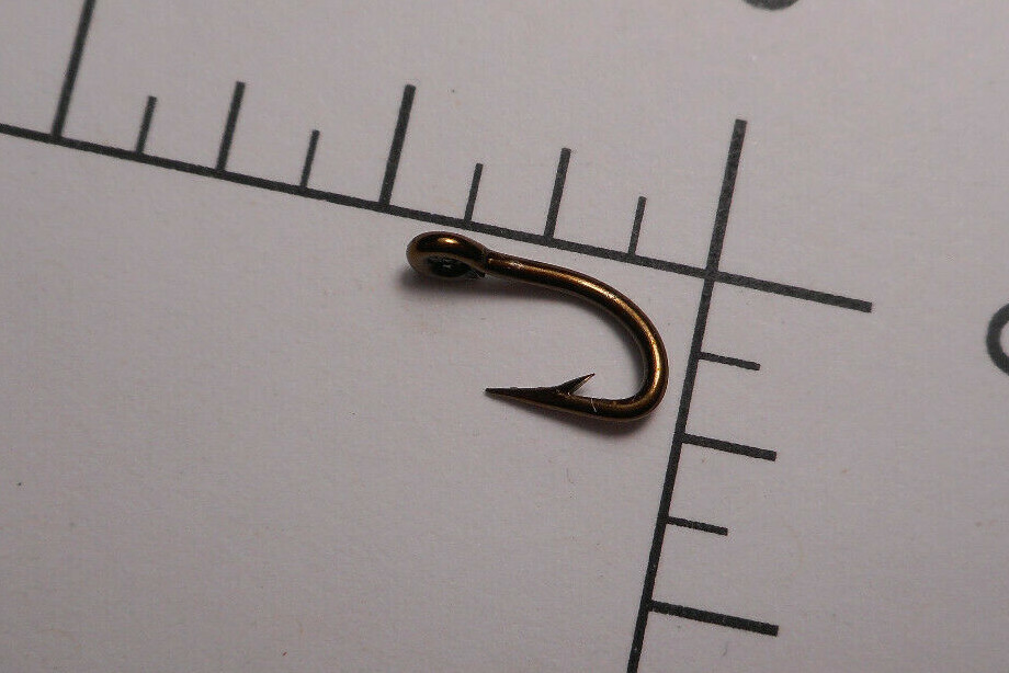 100 MUSTAD HOOKS #13 Fly Tying Sheepshead 2XShort Shank 4xStrong Ringed 3942B