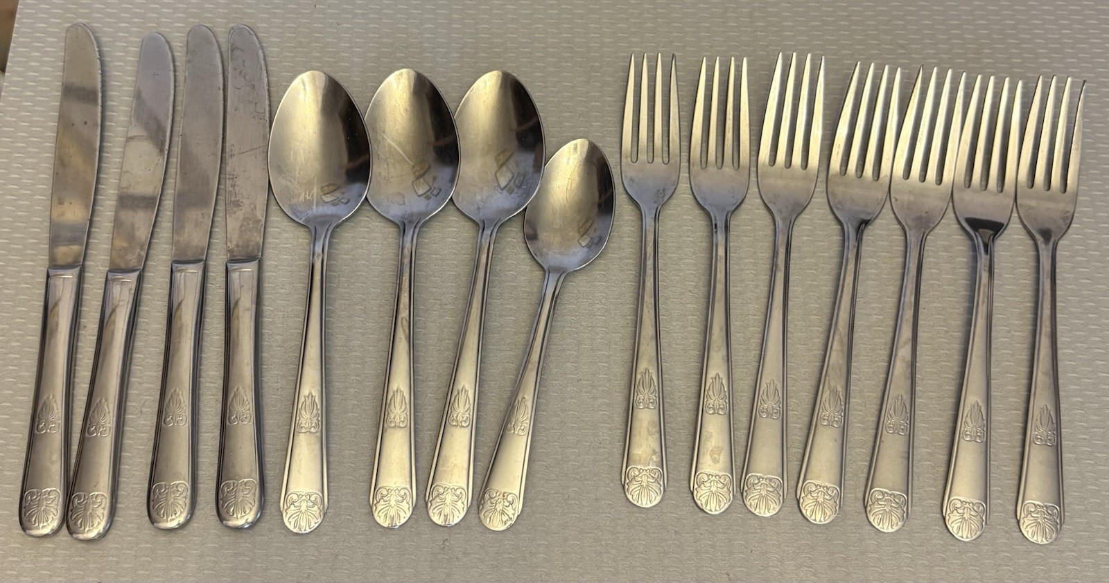 Vintage Stainless Steel USA Flatware Set 15P stylized organic fan shell pattern
