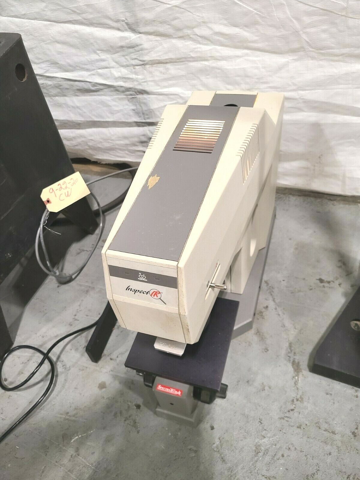 Spectra Tech Inspect IR Microscope Model 912A0368 tool inspection comparator