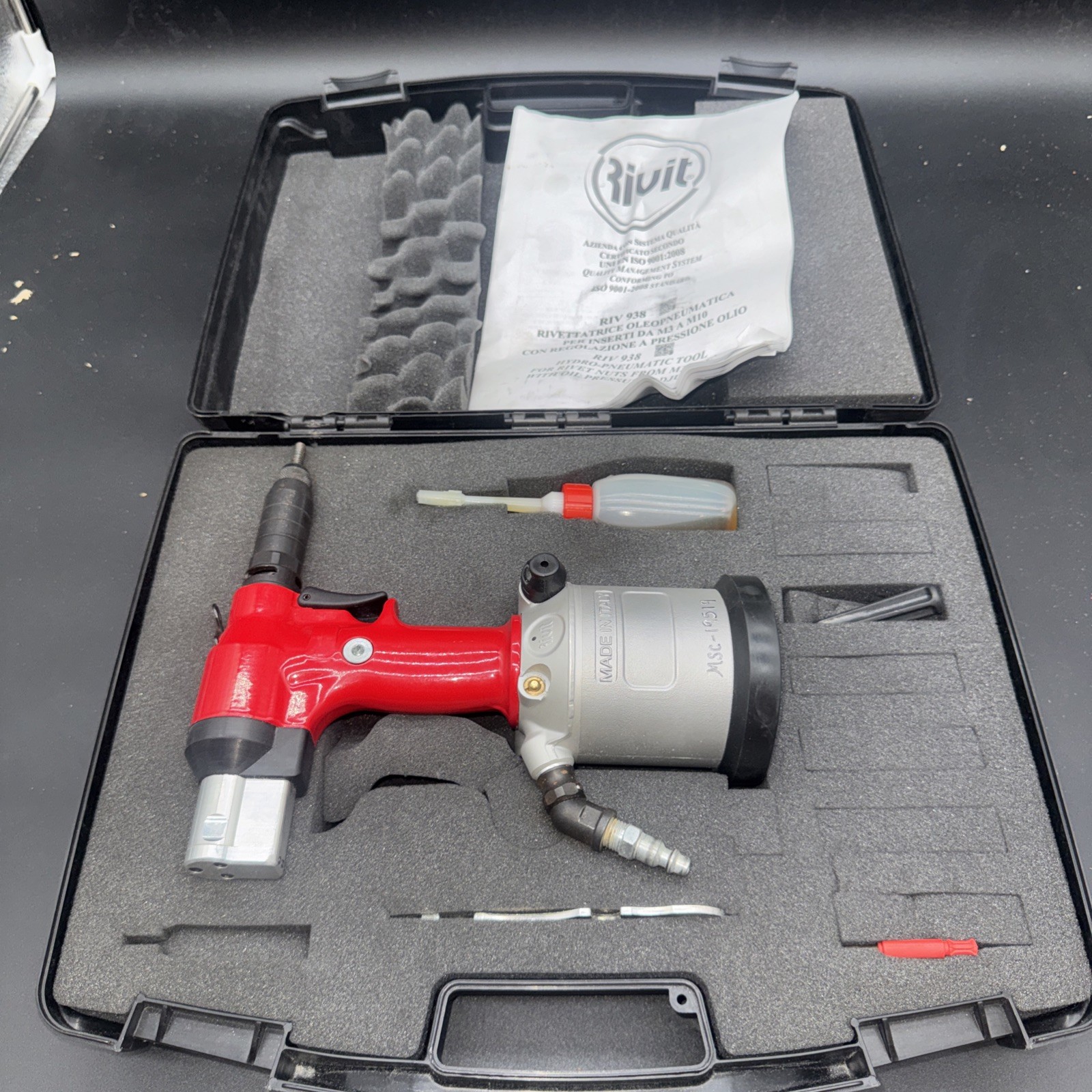 Atlas RIV938 rivet nut hydro pneumatic insert tool Great Condition!