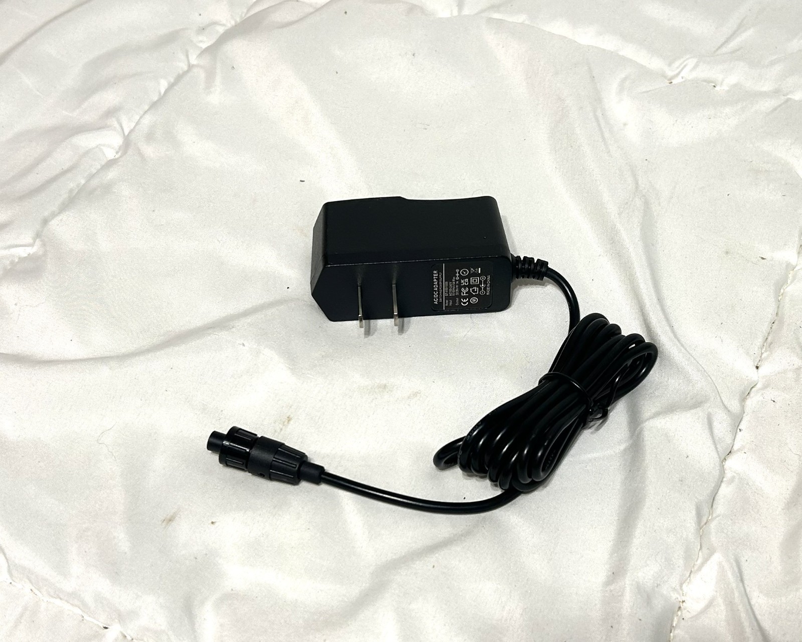 AJA D4E Digital to Analog Video Converter (Decoder) with Power Supply