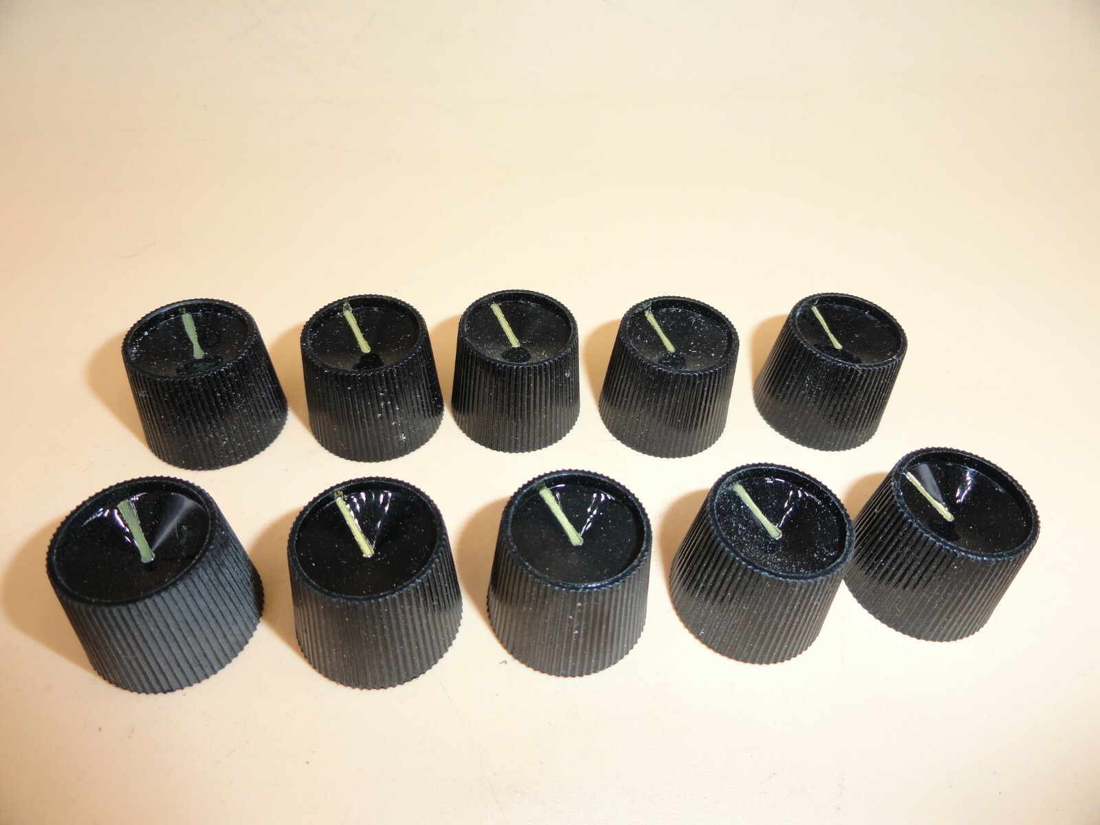 Vintage Plastic Tube Radio Knobs 1960's-70's Retro spline shaft  (Lot of 10)