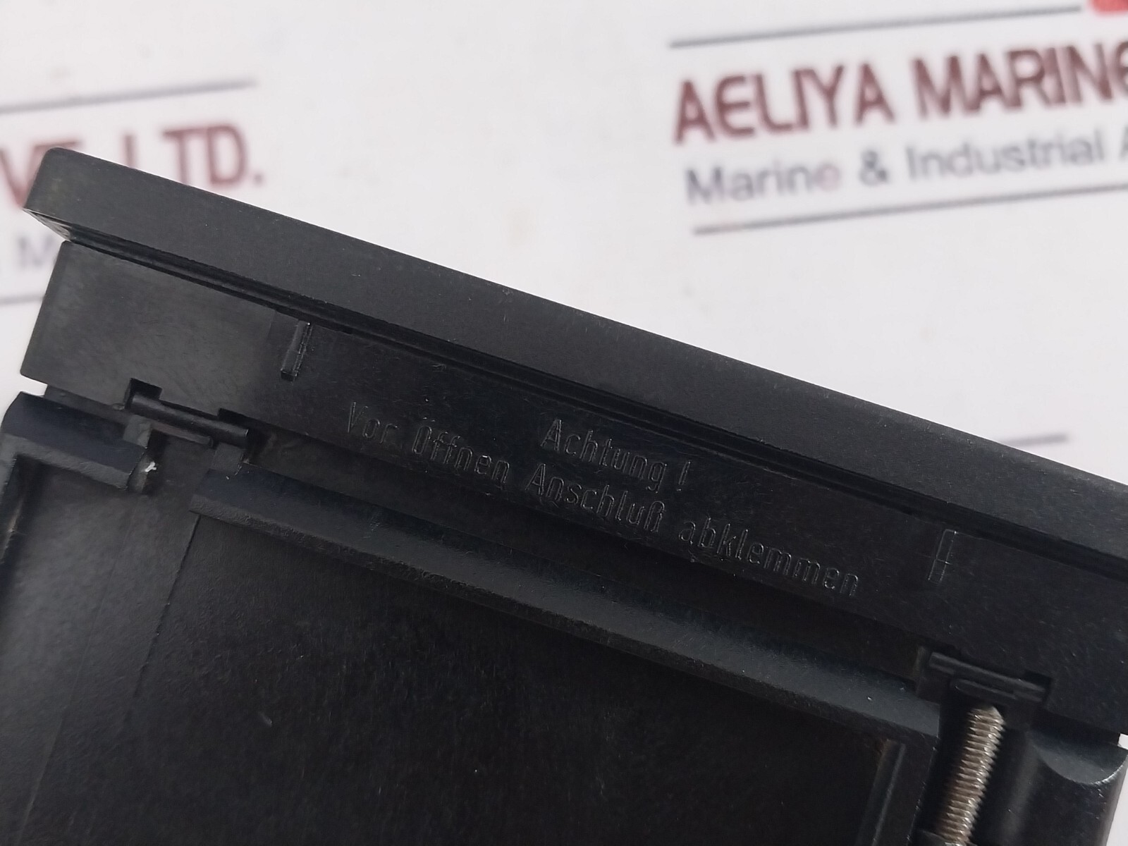 ABB 0-40 V Analog Voltmeter