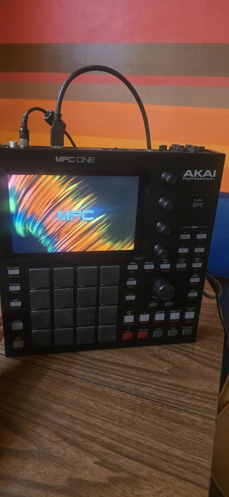 Akai Professional MPC One Sampler & Sequencer 16-Pad Pad Triggers Tabletop Black